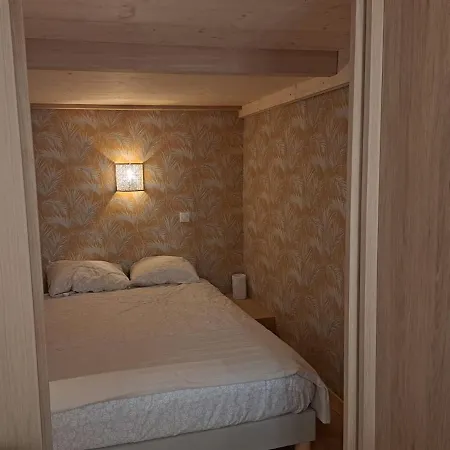 Renovated Fully Equipped Studio For 2 To 4 Pers * 라시오타
