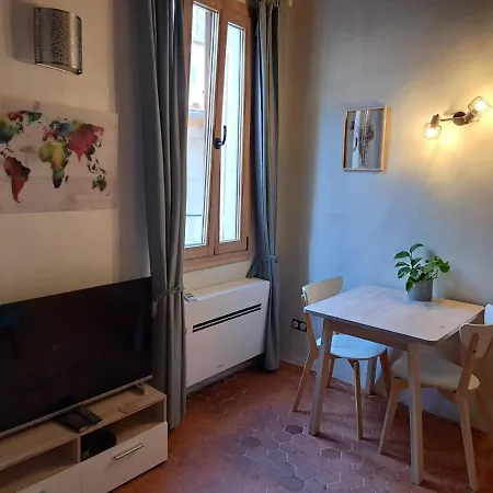 Renovated Fully Equipped Studio For 2 To 4 Pers Appartement La Ciotat