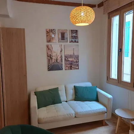 Renovated Fully Equipped Studio For 2 To 4 Pers Apartament La Ciotat