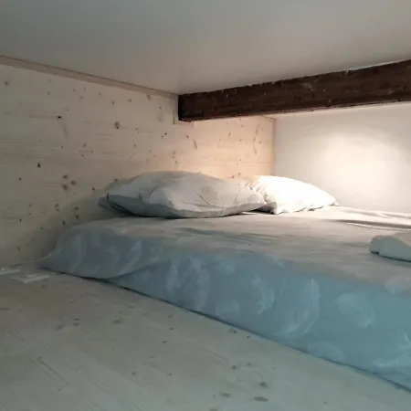 Renovated Fully Equipped Studio For 2 To 4 Pers Appartement *